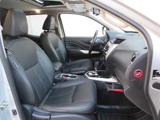 Nissan Navara - Afbeelding 17 van 30