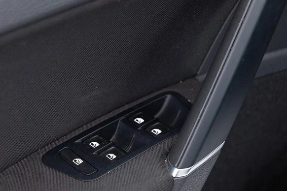 Volkswagen e-Golf - Afbeelding 10 van 30