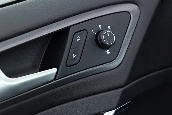 Volkswagen e-Golf - Afbeelding 11 van 30