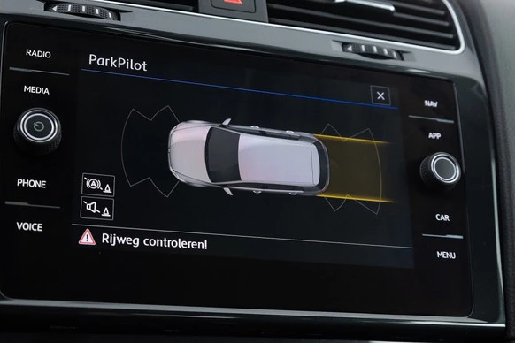 Volkswagen e-Golf - Afbeelding 15 van 30