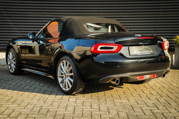 Fiat 124 Spider - Afbeelding 7 van 30