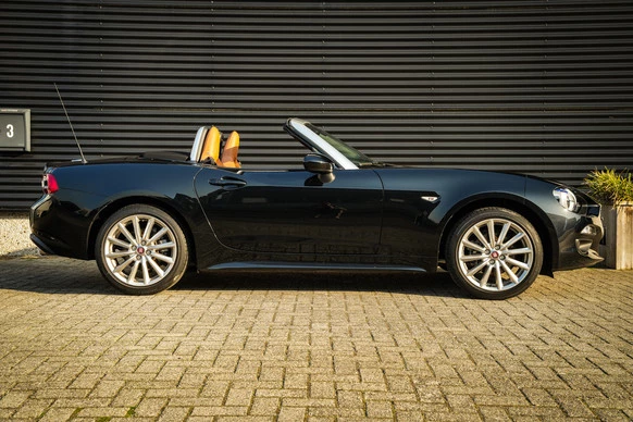 Fiat 124 Spider - Afbeelding 17 van 30