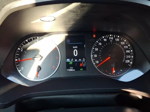 Renault Captur - Afbeelding 16 van 28