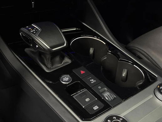 Volkswagen Touareg - Afbeelding 15 van 30