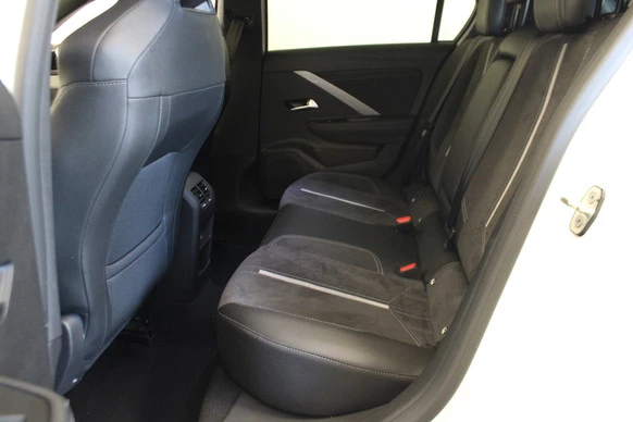 Opel Astra - Afbeelding 12 van 22