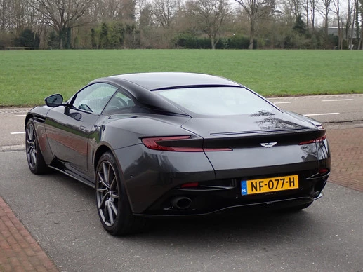 Aston Martin DB11 - Afbeelding 5 van 30