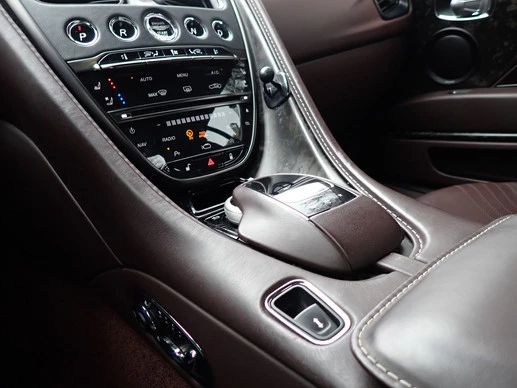 Aston Martin DB11 - Afbeelding 19 van 30