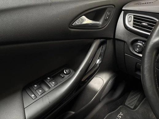 Opel Astra - Afbeelding 16 van 23