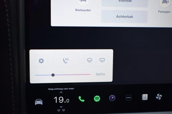 Tesla Model X - Afbeelding 23 van 25