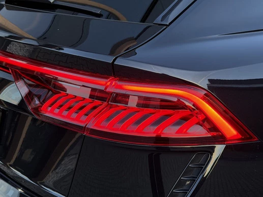 Audi RSQ8 - Afbeelding 23 van 30
