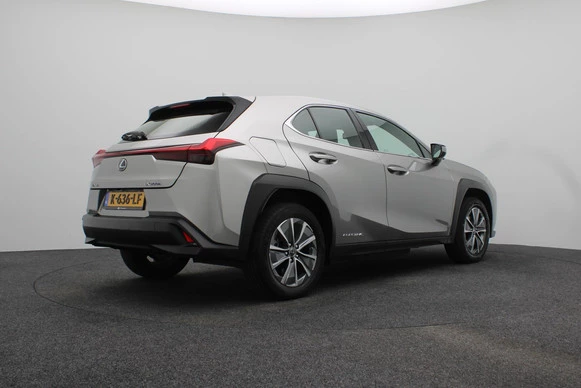 Lexus UX - Afbeelding 3 van 30
