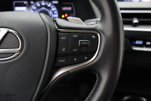 Lexus UX - Afbeelding 22 van 30