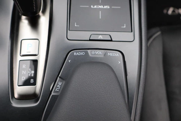 Lexus UX - Afbeelding 26 van 30