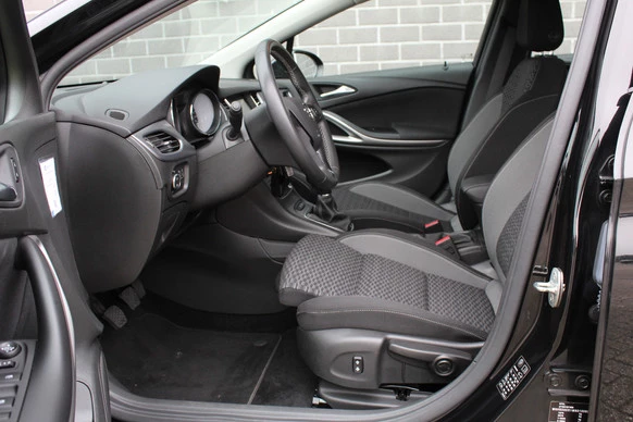 Opel Astra - Afbeelding 8 van 30
