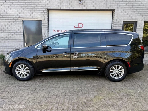 Chrysler Pacifica - Afbeelding 2 van 30