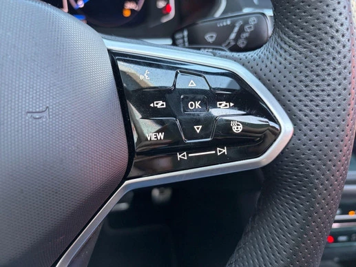 Volkswagen Tiguan - Afbeelding 13 van 30