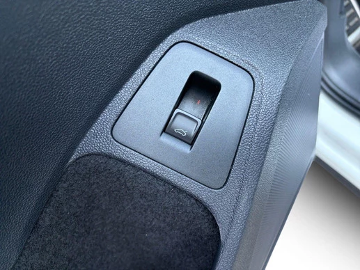 Volkswagen Tiguan - Afbeelding 17 van 30