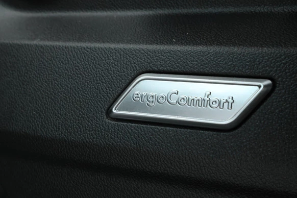 Volkswagen Touareg - Afbeelding 18 van 30