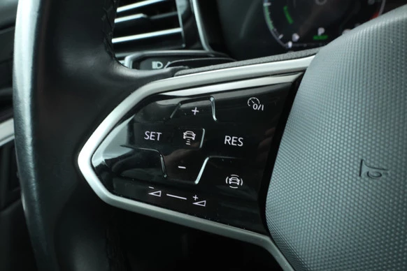 Volkswagen Touareg - Afbeelding 27 van 30