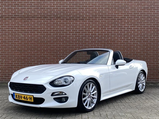 Fiat 124 Spider - Afbeelding 1 van 26