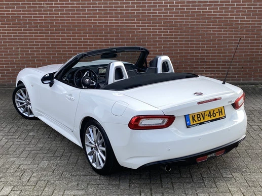 Fiat 124 Spider - Afbeelding 5 van 26