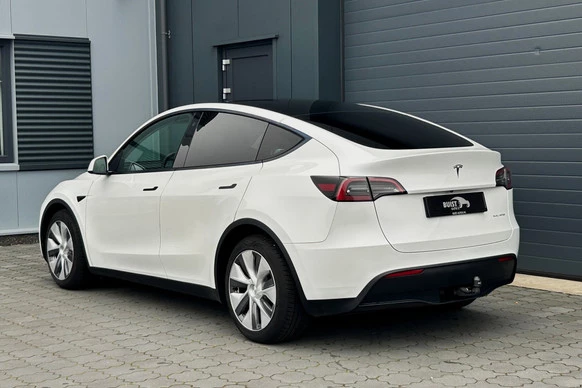 Tesla Model Y - Afbeelding 17 van 30