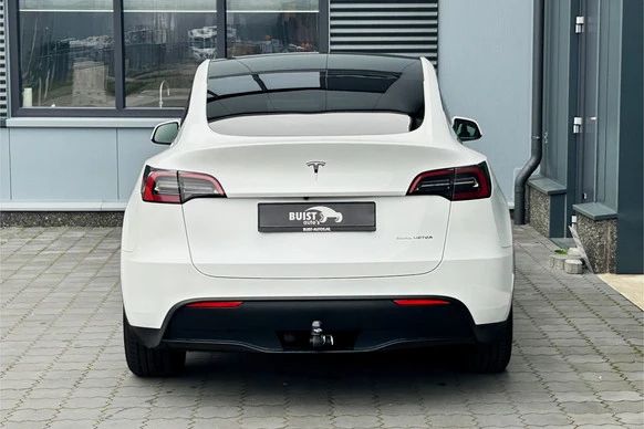 Tesla Model Y - Afbeelding 18 van 30