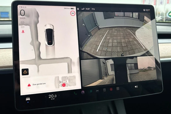 Tesla Model Y - Afbeelding 25 van 30