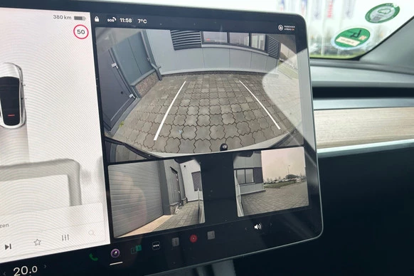 Tesla Model Y - Afbeelding 27 van 30