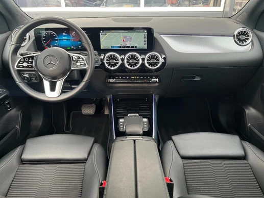 Mercedes-Benz EQA - Afbeelding 8 van 30