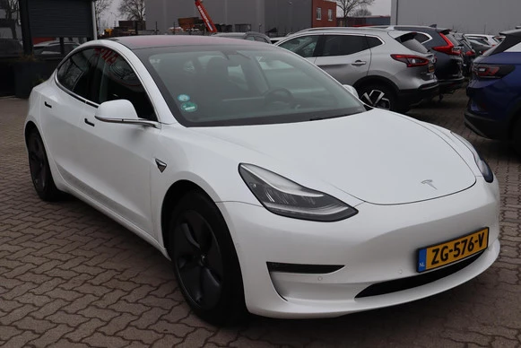 Tesla Model 3 - Afbeelding 10 van 30