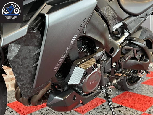 Suzuki GSX - Afbeelding 13 van 15