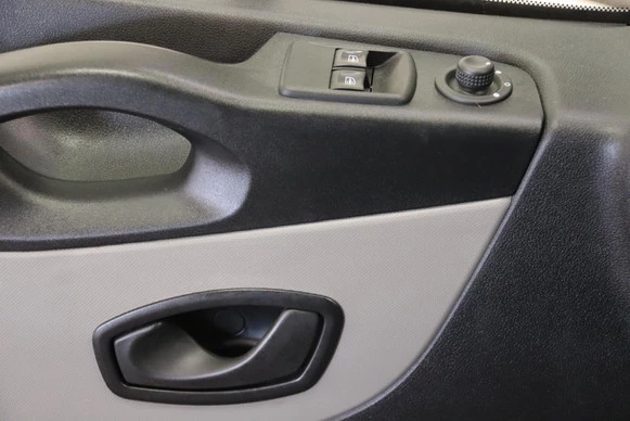 Renault Trafic - Afbeelding 13 van 15