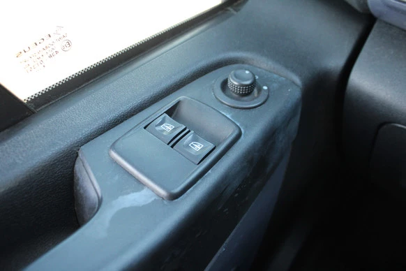 Opel Vivaro - Afbeelding 11 van 17