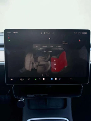 Tesla Model Y - Afbeelding 21 van 24