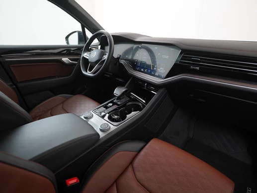 Volkswagen Touareg - Afbeelding 2 van 30