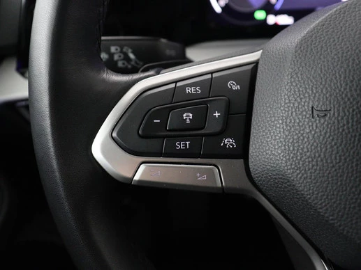 Volkswagen Golf - Afbeelding 16 van 30