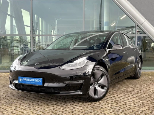 Tesla Model 3 - Afbeelding 1 van 30