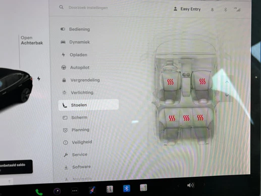 Tesla Model 3 - Afbeelding 21 van 30