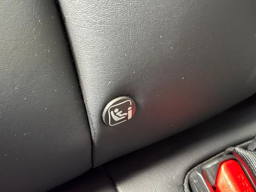 Tesla Model 3 - Afbeelding 22 van 30