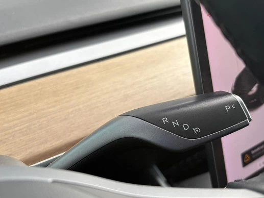 Tesla Model 3 - Afbeelding 30 van 30