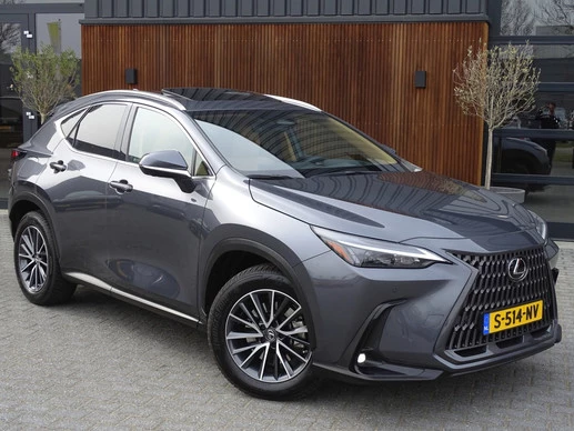 Lexus NX - Afbeelding 2 van 30