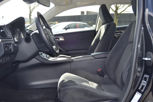 Lexus CT - Afbeelding 13 van 30