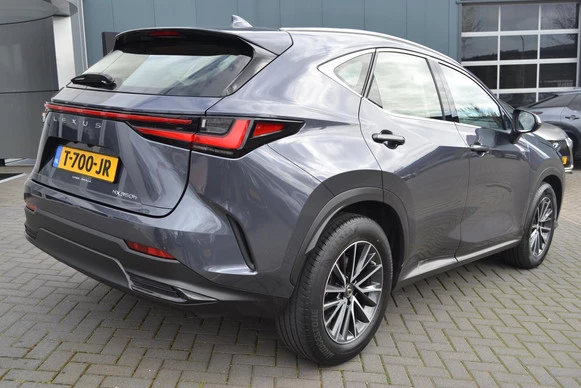 Lexus NX - Afbeelding 3 van 30