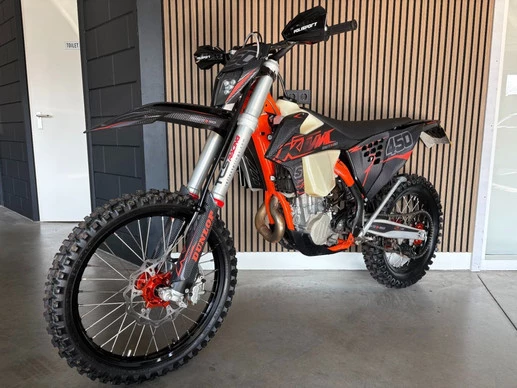 KTM 450 - Afbeelding 1 van 20