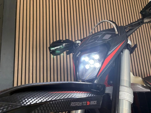 KTM 450 - Afbeelding 6 van 20