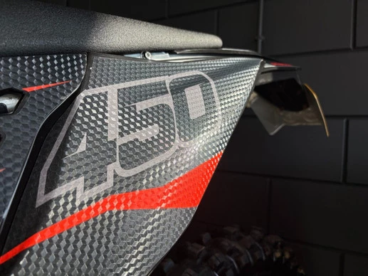 KTM 450 - Afbeelding 8 van 20