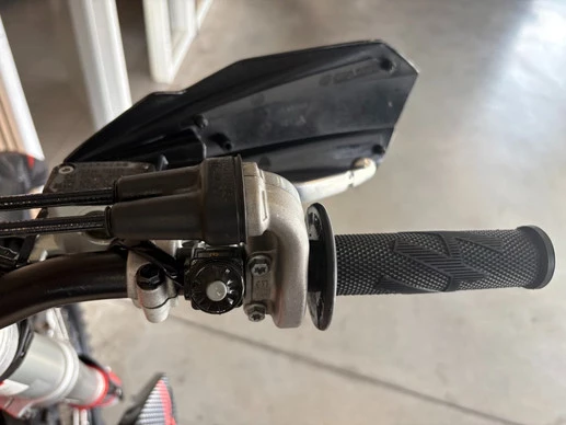 KTM 450 - Afbeelding 12 van 20