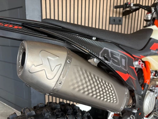 KTM 450 - Afbeelding 17 van 20
