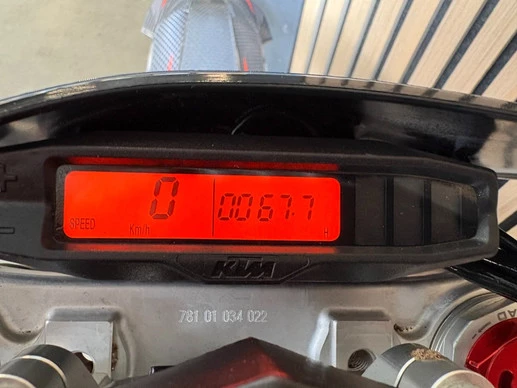 KTM 450 - Afbeelding 18 van 20